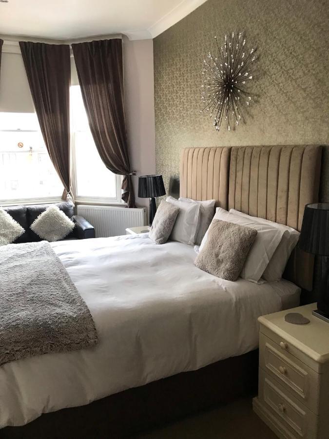 Ashmira Guest House Weymouth Dış mekan fotoğraf